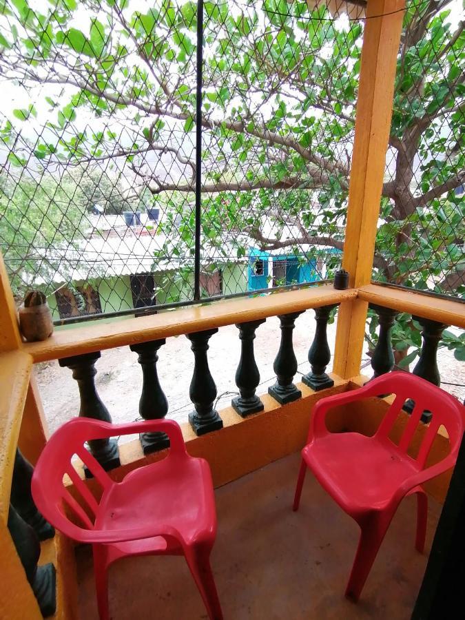 Hostel Villa Mary Taganga Exteriör bild